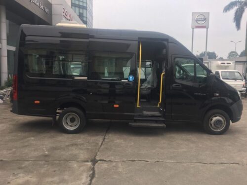 Mercedes Sprinter là một trong Các Loại Xe 17 Chỗ Phổ Biến Cho Dịch Vụ Đưa Đón Sân Bay