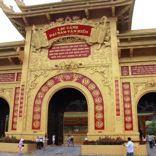 Lạc cảnh văn hiến Đại nam