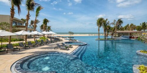 Resort hồ tràm